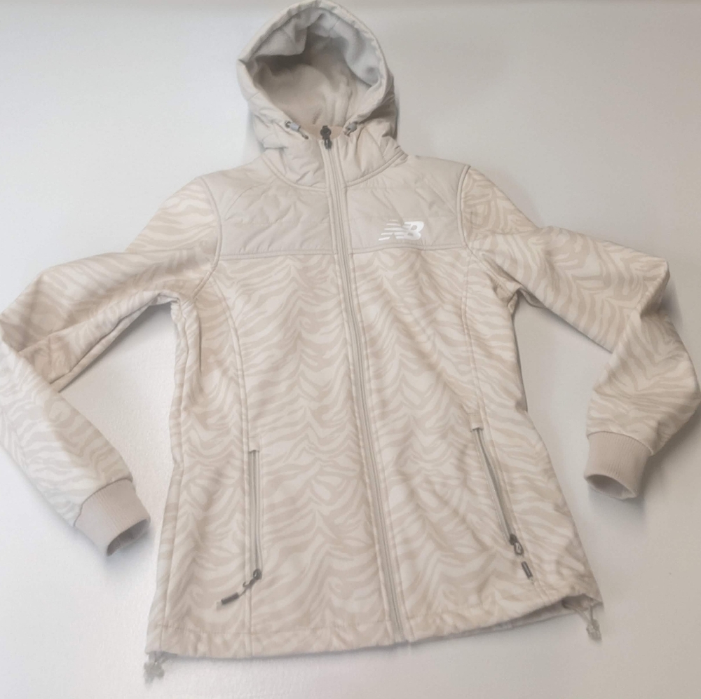 New Balance Size Small Tan Zebra Print Jacket